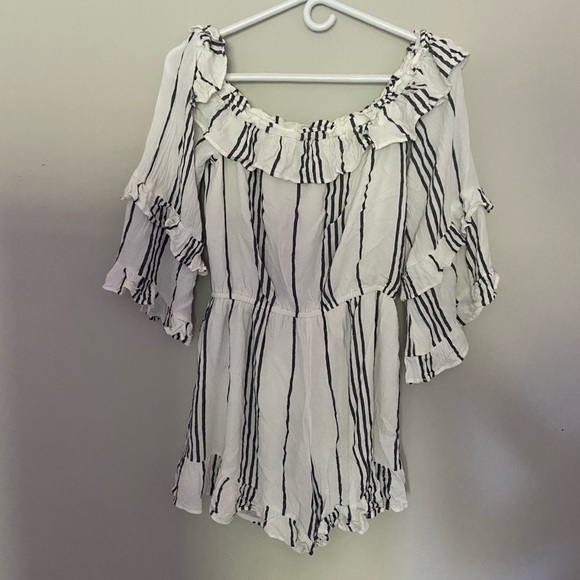 American Eagle off the shoulder white and blue striped bell sleeved romper - Picture 5 of 8